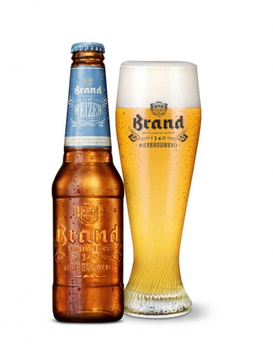 Brand Weizen - speciaal bier - v.d. tap<b>Volmout tarwebier</b><br>
Brand Weizen is een Weizen uit Limburg volgens traditioneel Beiers recept. Gebrouwen met Saazerhop, zuiver mineraalwater en natuurlijk veel tarwe. Heerlijk fris met zachte afdronk.