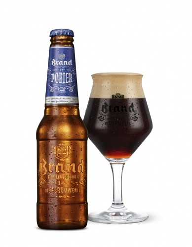 Brand Porter - speciaal bier<b>Milde karameltonen en een hint van verse koffie</b><br>
Brand Porter is het winnende bier van Dennis Pancras en Niels Bosman, winnaars van de Brand Bierbrouwwedstrijd ‘Porter’ 2016. Brand Porter bevat 6.0% alcohol. 