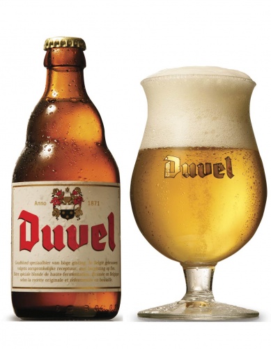 Duvel - speciaal bierDuvel is een natuurlijk bier met een subtiele bitterheid, een verfijnd aroma en een uitgesproken hopkarakter. Het aparte brouwproces, dat zo’n 90 dagen duurt, garandeert een pure stijl, een delicate pareling en een aangename alcoholzoete smaak.